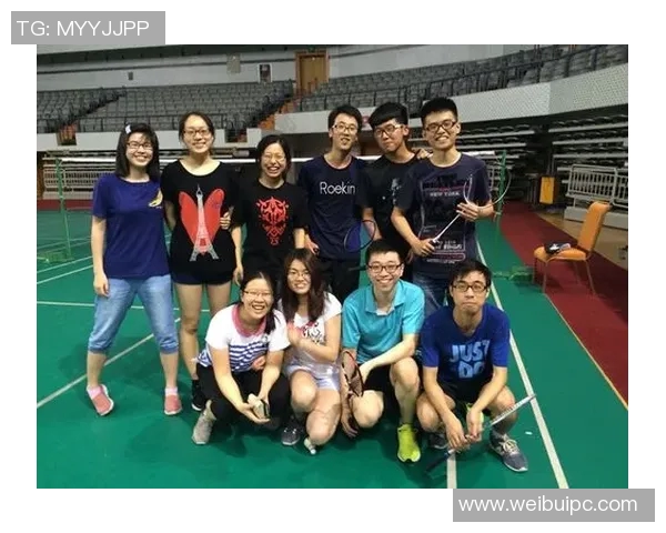 重庆羽毛球队与杭州羽毛球队赛后复盘力量对比分析与启示